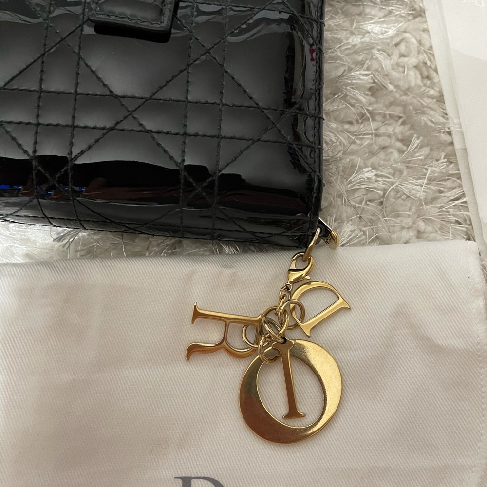 DIOR - Picture 4 of 17